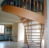 schody samonosné drevené